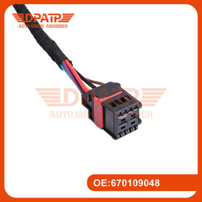 670109048 670109047 Электрический задний механизм для Levante Maserati